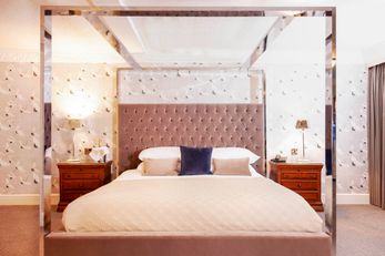 Bredbury Hall Hotel