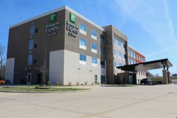 Holiday Inn Express & Suites North