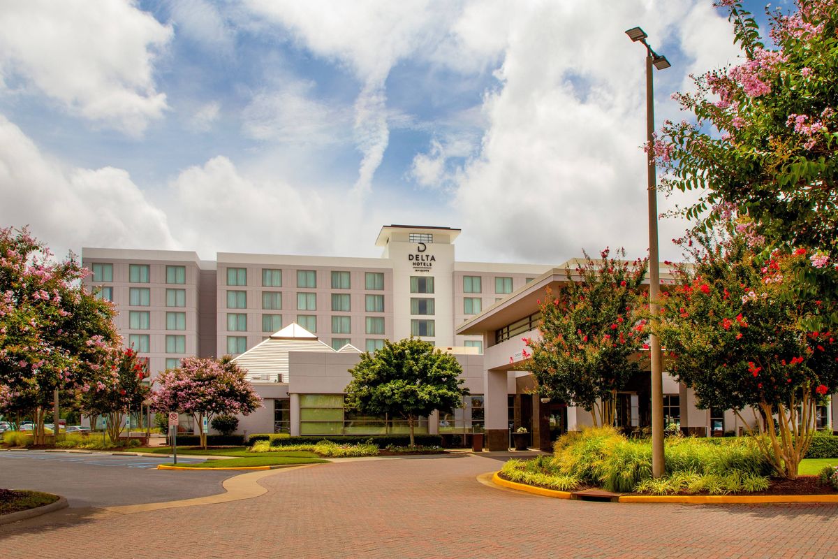 Delta Hotels by Marriott Chesapeake- First Class Chesapeake ...