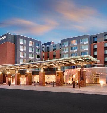 Courtyard by Marriott Lincoln Downtown
