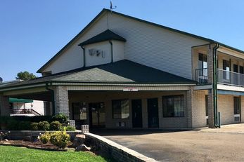 Western Plaza Inn