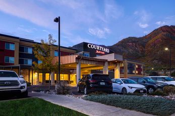 Courtyard By Marriott Glenwood Springs