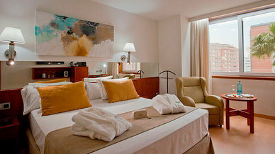 Hotel ILUNION Les Corts Spa