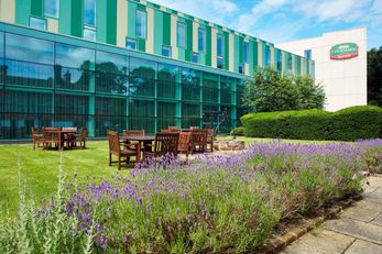 Courtyard London Gatwick Airport