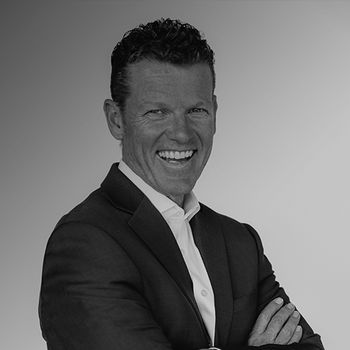 Shane OFlaherty Global Director, Travel & Hospitality