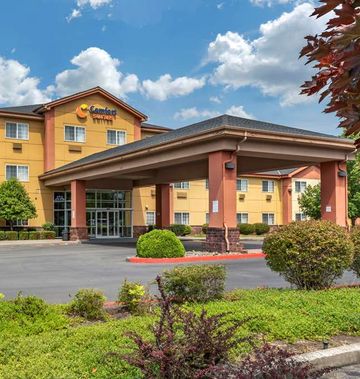 Comfort Suites