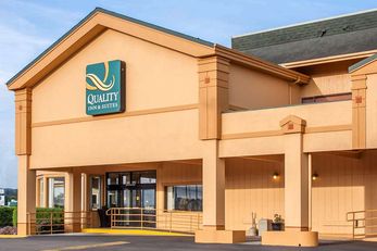 Quality Inn & Suites Coos Bay