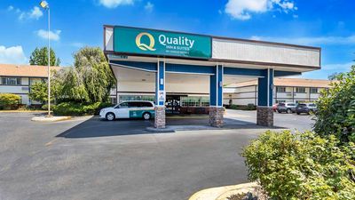 Quality Inn & Suites