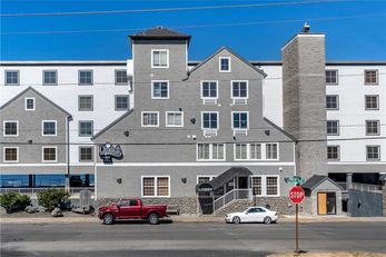 Elizabeth Oceanfront Suites-Ascend Hotel