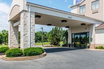 Sleep Inn & Suites