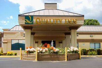Quality Inn Mill Hall
