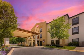 Comfort Suites