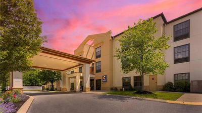 Comfort Suites