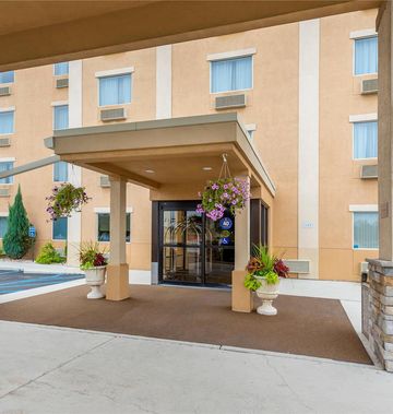 Comfort Inn & Suites Wilkes-Barre