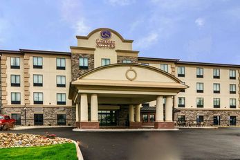 Comfort Suites