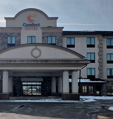 Comfort Suites