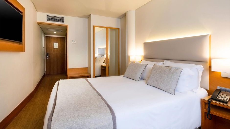 The Azoriani Boutique Room
