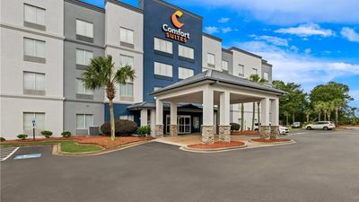 Comfort Suites