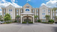 Comfort Suites