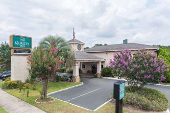 Quality Inn Goose Creek