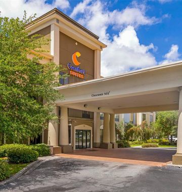Comfort Suites