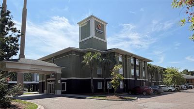 Comfort Inn and Suites Airport
