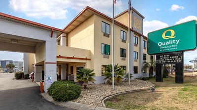Quality Inn & Suites Ft Jackson Maingate