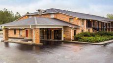 Econo Lodge Inn and Suites Lugoff