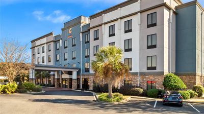 Comfort Suites