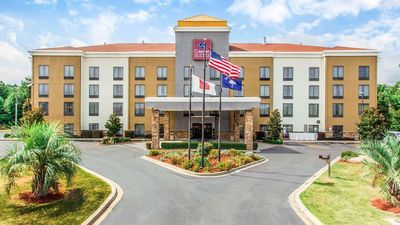 Comfort Suites