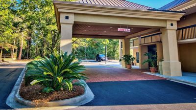 Clarion Inn