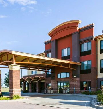 Clarion Pointe Sioux Falls Airport