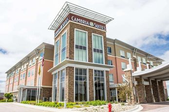 Cambria hotel & suites Rapid City
