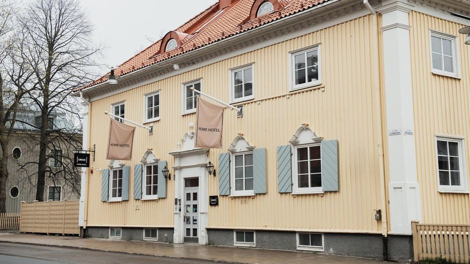Home Hotel Uman Exterior