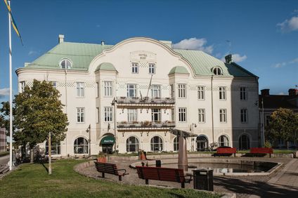 Home Hotel Post