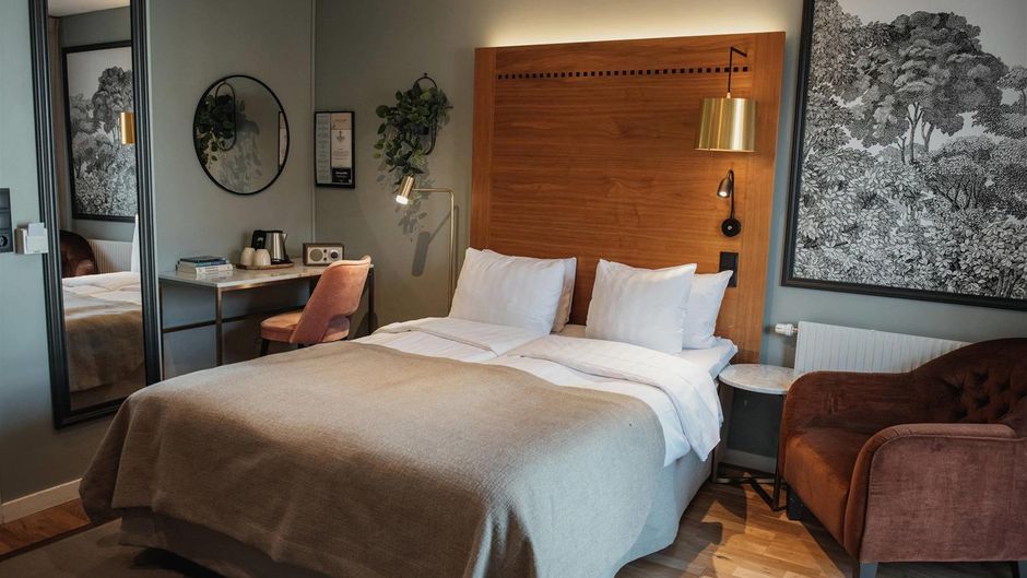 Home Hotel Temperance Room