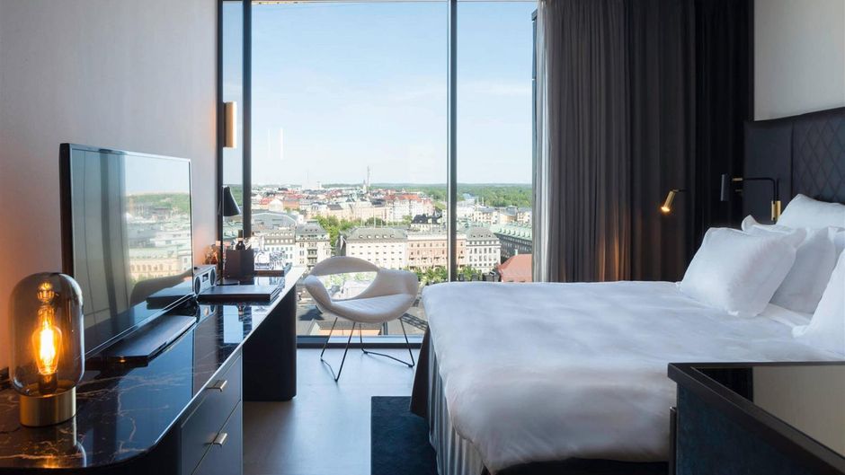 At Six, Ascend Hotel Collection Room