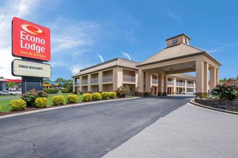 Econo Lodge Inn & Suites