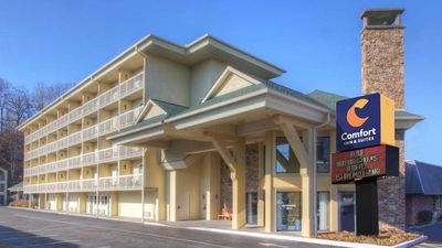 Comfort Inn & Suites at Dollywood Lane