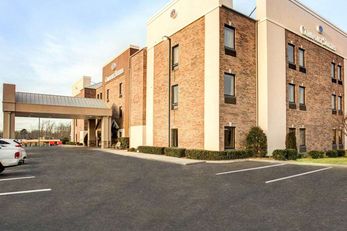 Comfort Suites