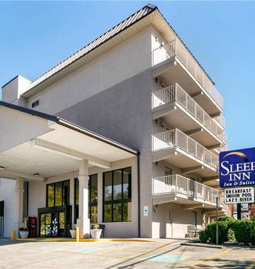 Sleep Inn & Suites Gatlinburg, TN