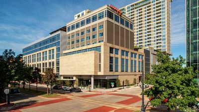 Canopy by Hilton Dallas Uptown