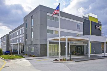 Home2 Suites by Grand Rapids North