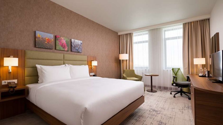 Hilton Garden Inn Orenburg Room