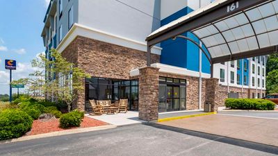Comfort Suites