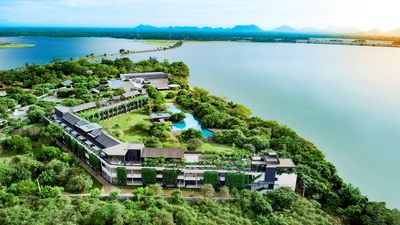 DoubleTree by Hilton Weerawila Rajawarna