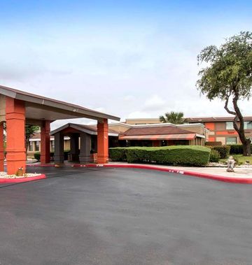 Quality Inn & Suites near AT&T Center