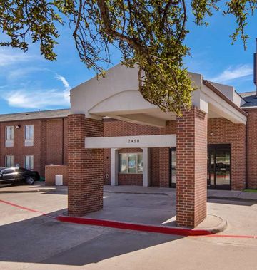 Quality Inn &  Suites Richardson-Dallas