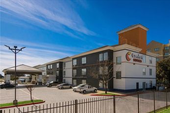 Comfort Suites North - Fossil Creek