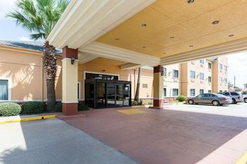Quality Suites Houston Nw Cy-Fair